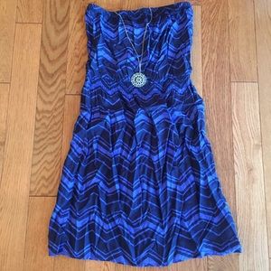 Blue beauty - strapless GAP dress size Small
